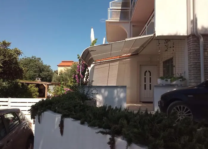 Sunny Stretto Appartement Tisno